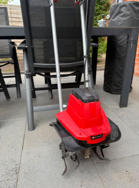 Elektro-Hacke / 10€ pro Tag